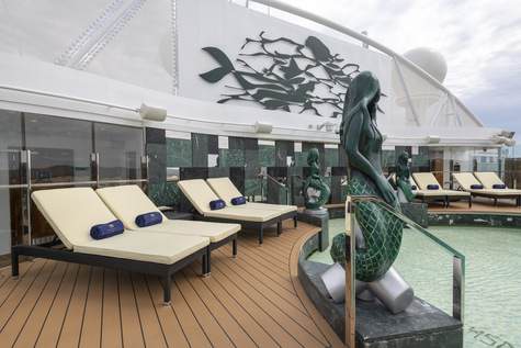 MSC Cruises MSC Seaview YC Pool 0.jpg